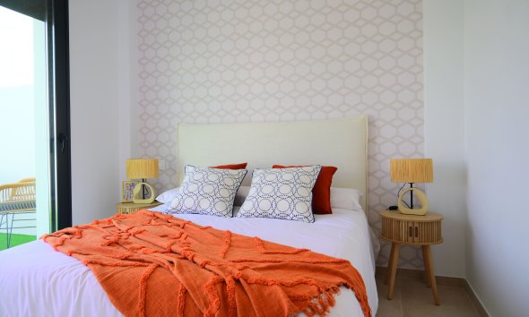 Obra nueva - Adosado -
Dolores