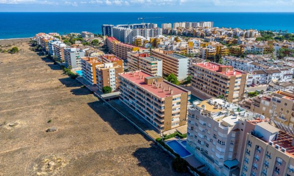 Reventa - Apartamento -
Torrevieja