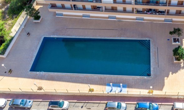 Reventa - Apartamento -
Torrevieja