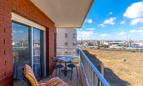 Reventa - Apartamento -
Torrevieja