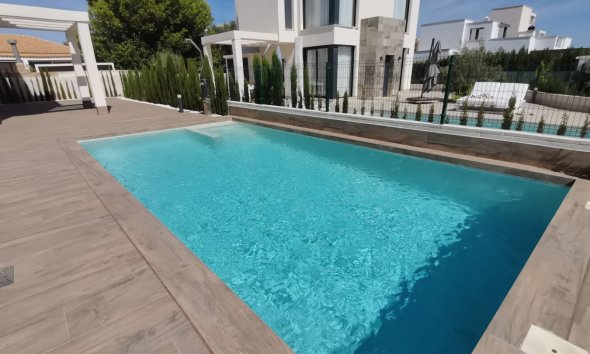 Obra nueva - Villa -
Cartagena