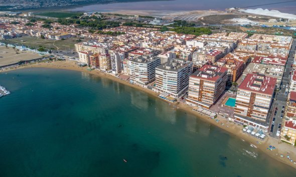 Reventa - Apartamento -
Torrevieja