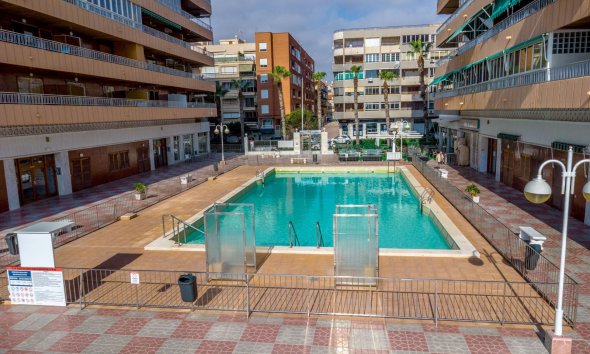 Reventa - Apartamento -
Torrevieja