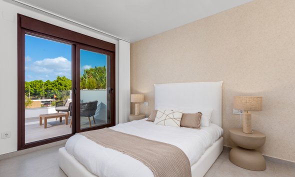 Obra nueva - Villa -
Pilar de la Horadada