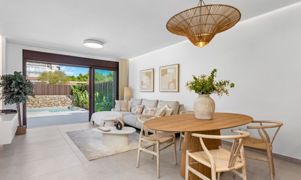 Obra nueva - Villa -
Pilar de la Horadada