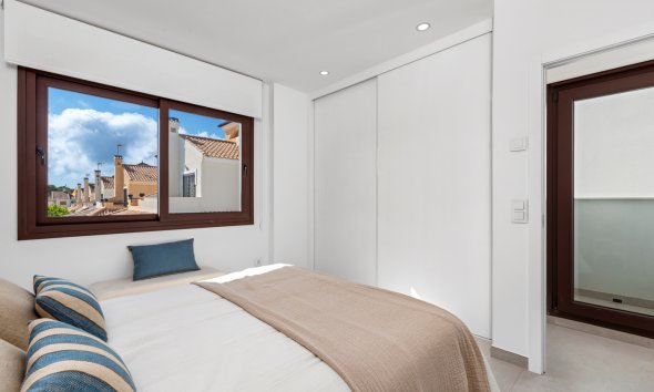 Obra nueva - Villa -
Pilar de la Horadada