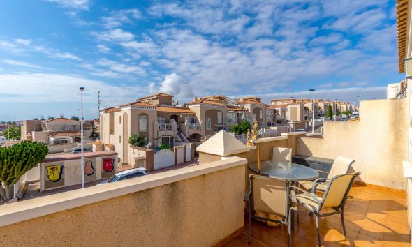 Reventa - Adosado -
Torrevieja