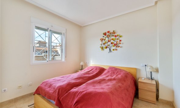 Reventa - Adosado -
Torrevieja