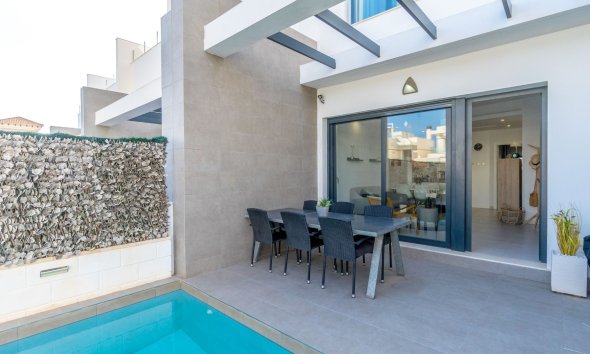 Reventa - Adosado -
Orihuela Costa - Villamartín