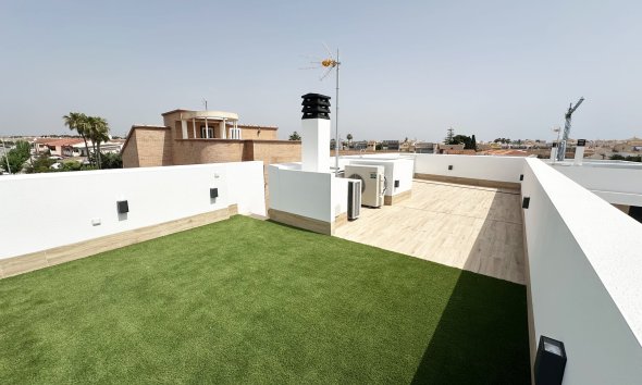 Obra nueva - Villa -
Torre de la Horadada