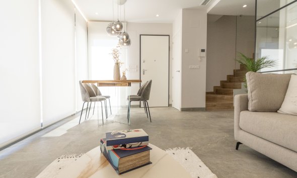 Obra nueva - Villa -
Pilar de la Horadada