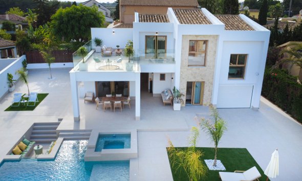 Obra nueva - Villa -
Orihuela Costa