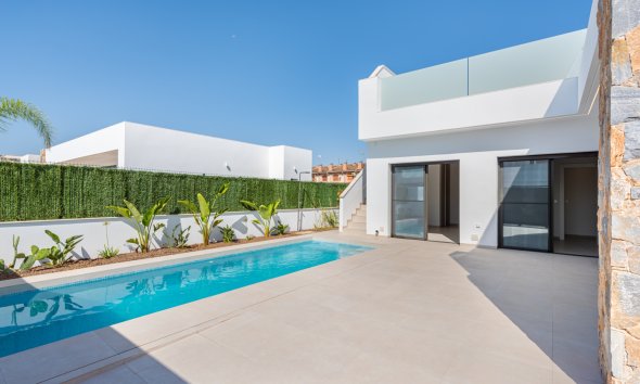 Obra nueva - Villa -
Los Alcázares