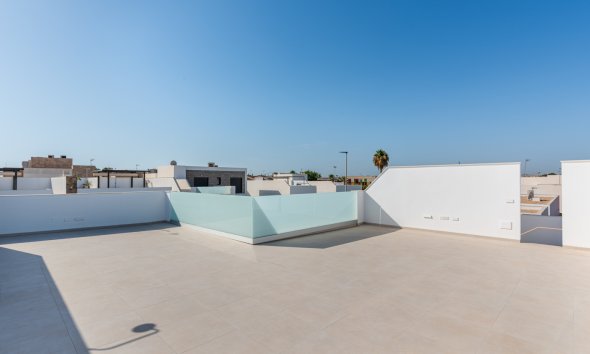 Obra nueva - Villa -
Los Alcázares