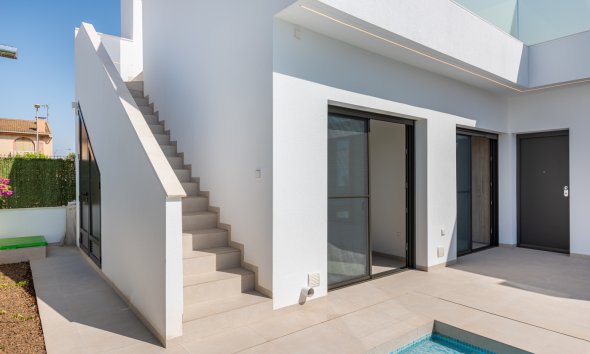Obra nueva - Villa -
Los Alcázares