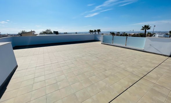 Obra nueva - Villa -
Torrevieja