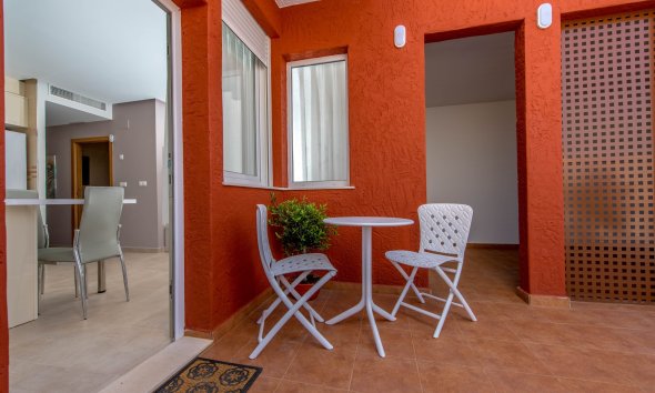 Obra nueva - Villa -
Los Alcázares