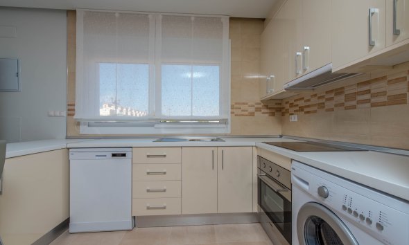 Obra nueva - Villa -
Los Alcázares