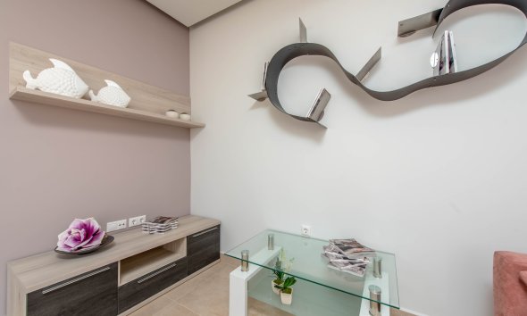 Obra nueva - Villa -
Los Alcázares