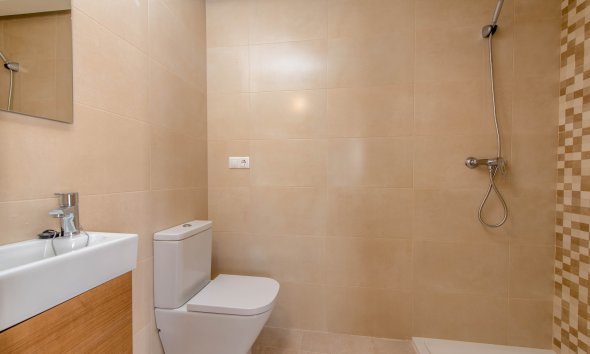 Obra nueva - Villa -
Los Alcázares