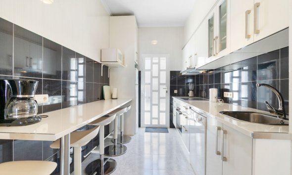 Resale - Townhouse -
Ciudad Quesada