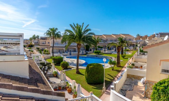 Resale - Townhouse -
Ciudad Quesada