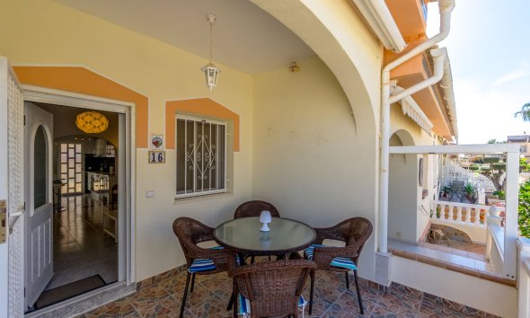 Resale - Townhouse -
Ciudad Quesada