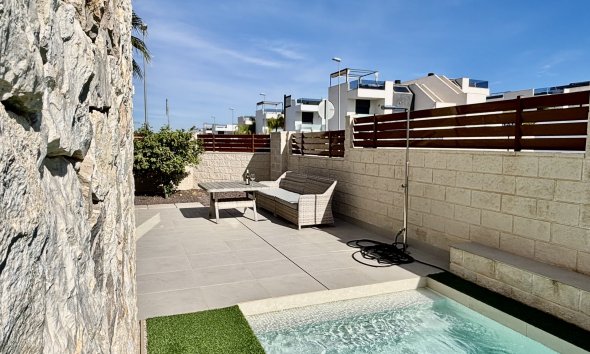 Nybyggeri - Villa -
Benijofar