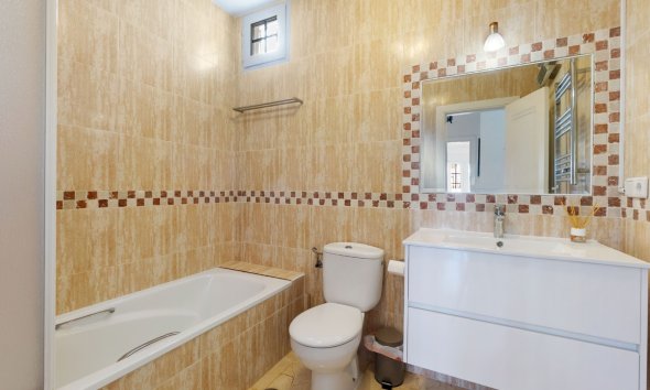 Gensalg - Villa -
Villamartín