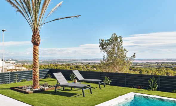 Obra nueva - Villa -
San Miguel de Salinas