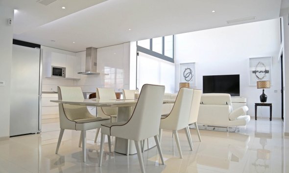 Nybyggeri - Villa -
Dehesa de Campoamor