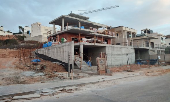 Nybyggeri - Villa -
Dehesa de Campoamor