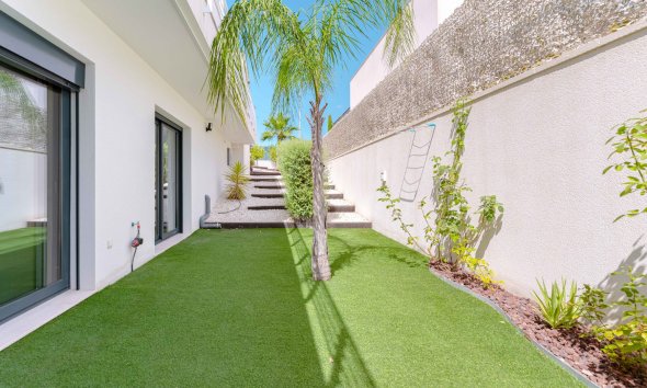 Reventa - Villa -
San Miguel de Salinas