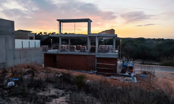 Nybyggeri - Villa -
Dehesa de Campoamor
