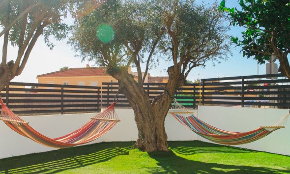 Gensalg - Rækkehus -
Torrevieja - Aguas Nuevas