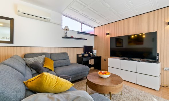 Gensalg - Rækkehus -
Orihuela Costa - Villamartín