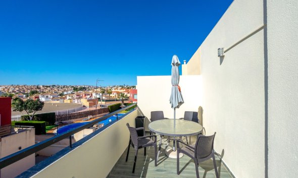 Gensalg - Rækkehus -
Orihuela Costa - Villamartín