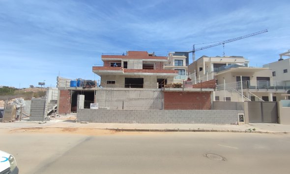 Nybyggeri - Villa -
Dehesa de Campoamor