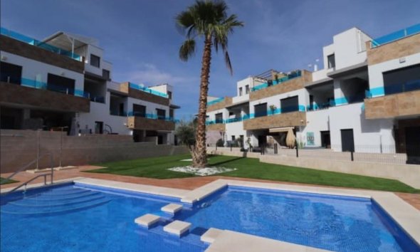 Obra nueva - Adosado -
Bigastro