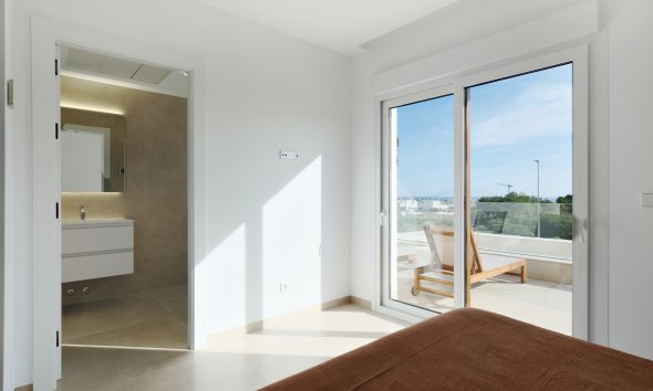 Obra nueva - Villa -
Orihuela Costa