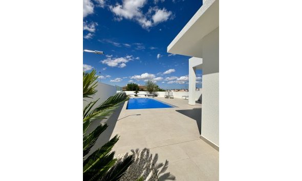 Nybyggeri - Villa -
Benijofar