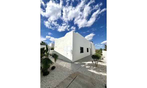 Nybyggeri - Villa -
Benijofar