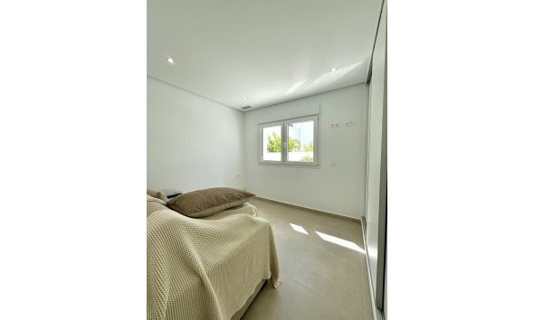 Nybyggeri - Villa -
Benijofar