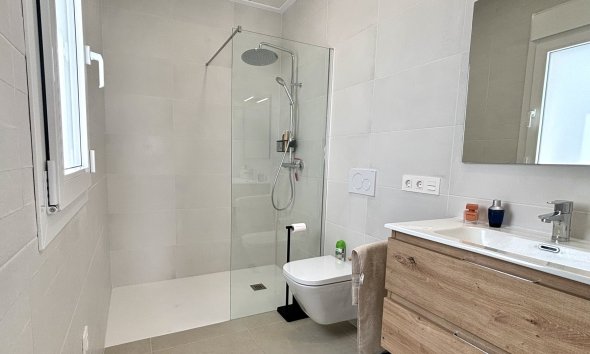 Nybyggeri - Villa -
Benijofar