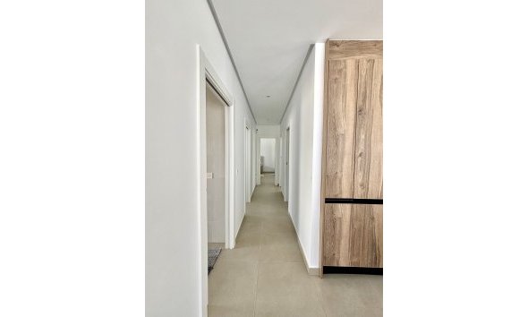 Nybyggeri - Villa -
Benijofar