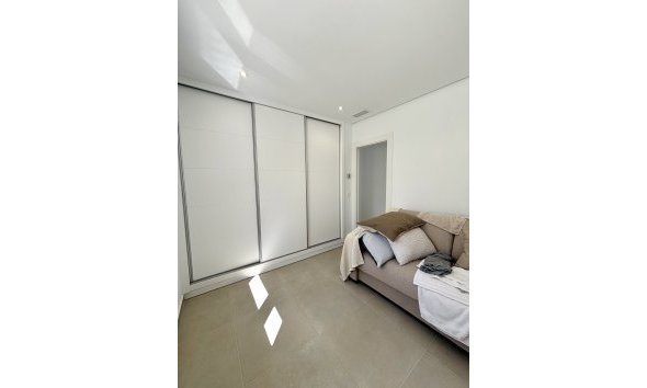 Nybyggeri - Villa -
Benijofar