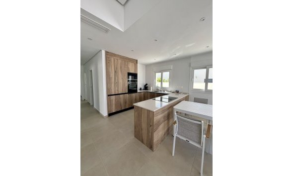 Nybyggeri - Villa -
Benijofar