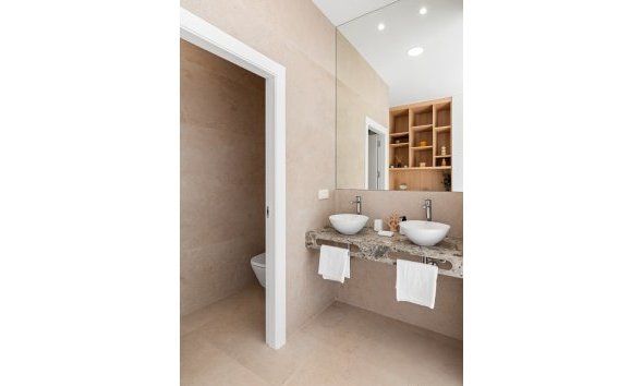 Obra nueva - Villa -
Los Alcázares