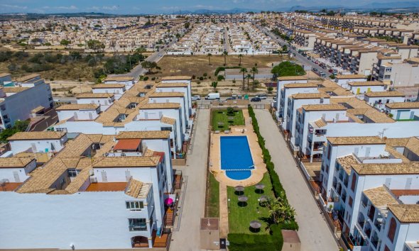 Resale - Villa -
Orihuela Costa - Punta Prima