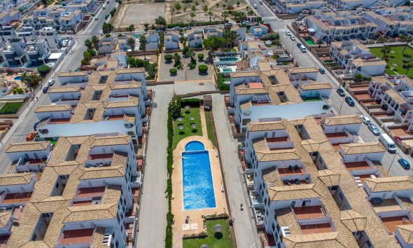 Resale - Villa -
Orihuela Costa - Punta Prima